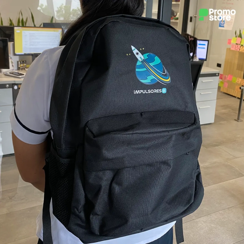 Vista previa 2 de Mochila Clásica 16″